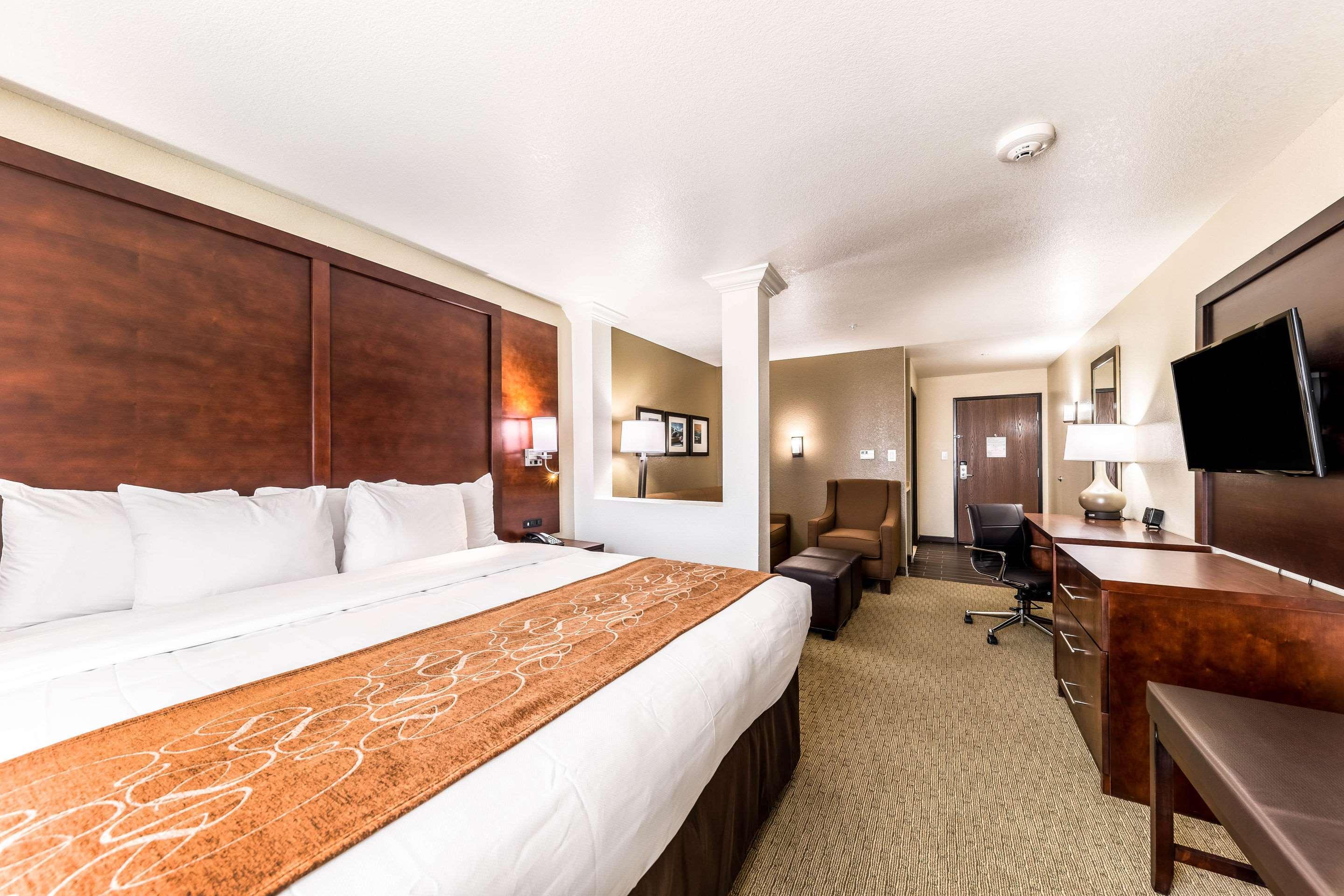 Comfort Suites Grand Prairie - Arlington North Ngoại thất bức ảnh