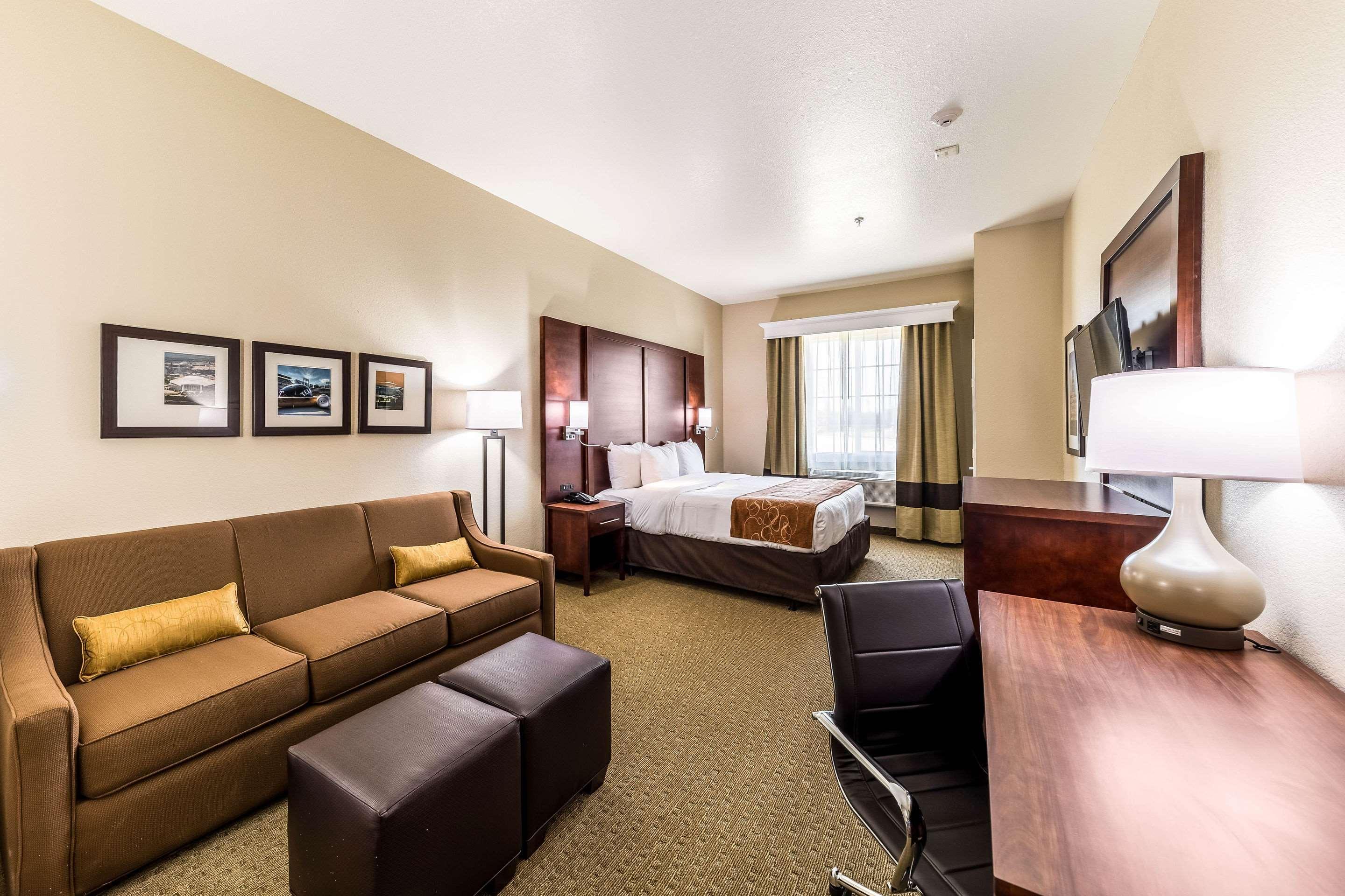 Comfort Suites Grand Prairie - Arlington North Ngoại thất bức ảnh