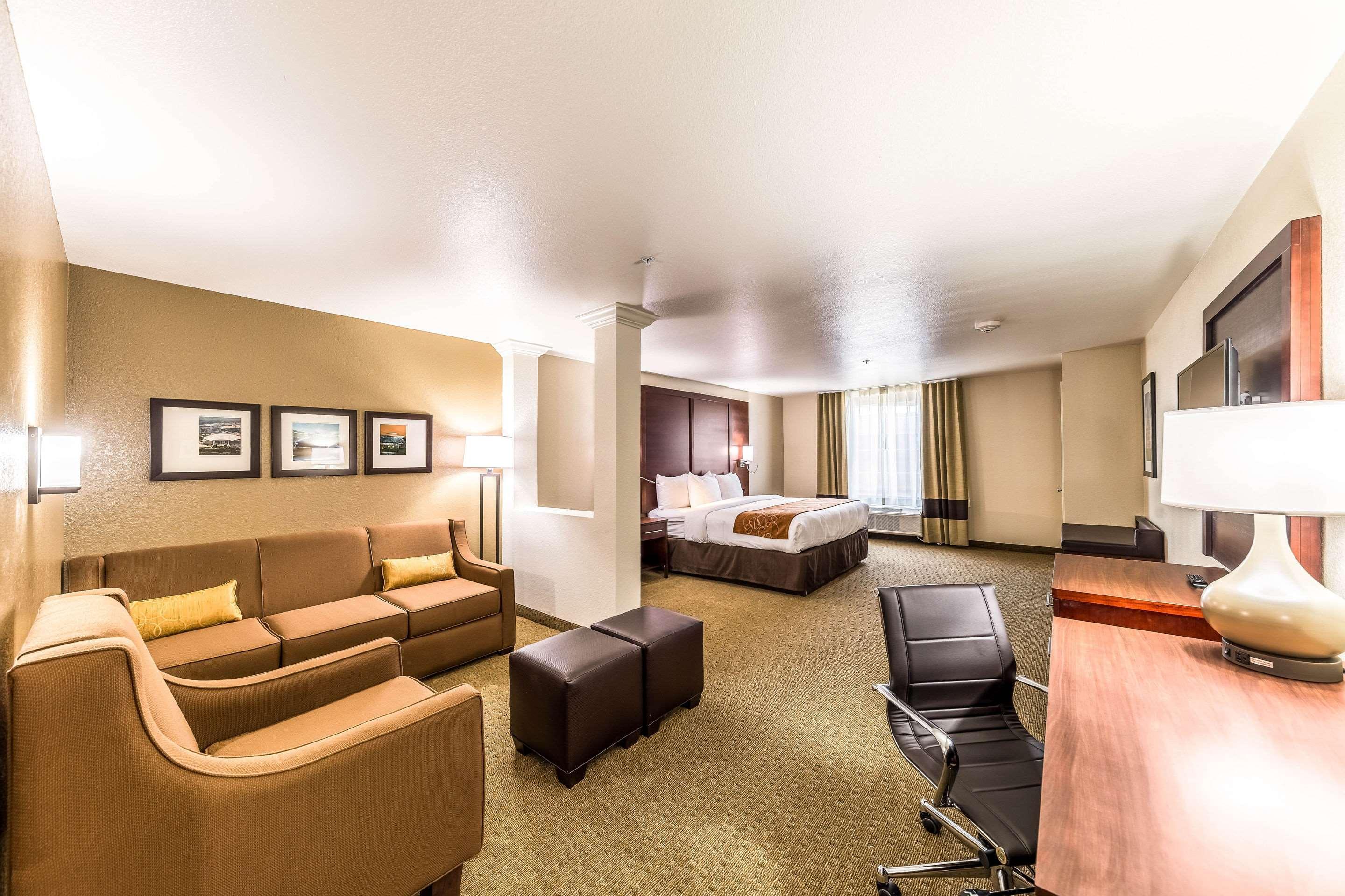 Comfort Suites Grand Prairie - Arlington North Ngoại thất bức ảnh