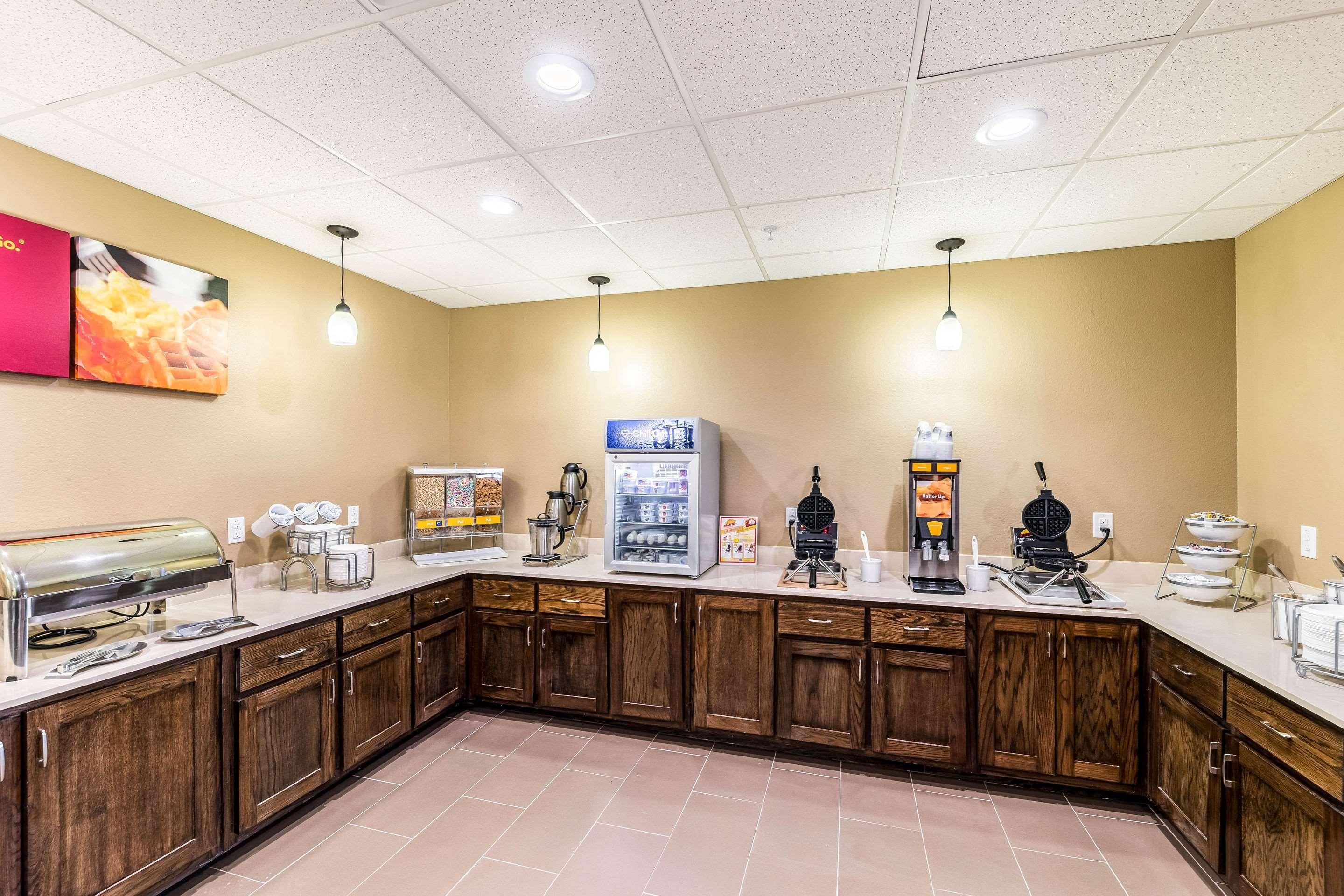 Comfort Suites Grand Prairie - Arlington North Ngoại thất bức ảnh