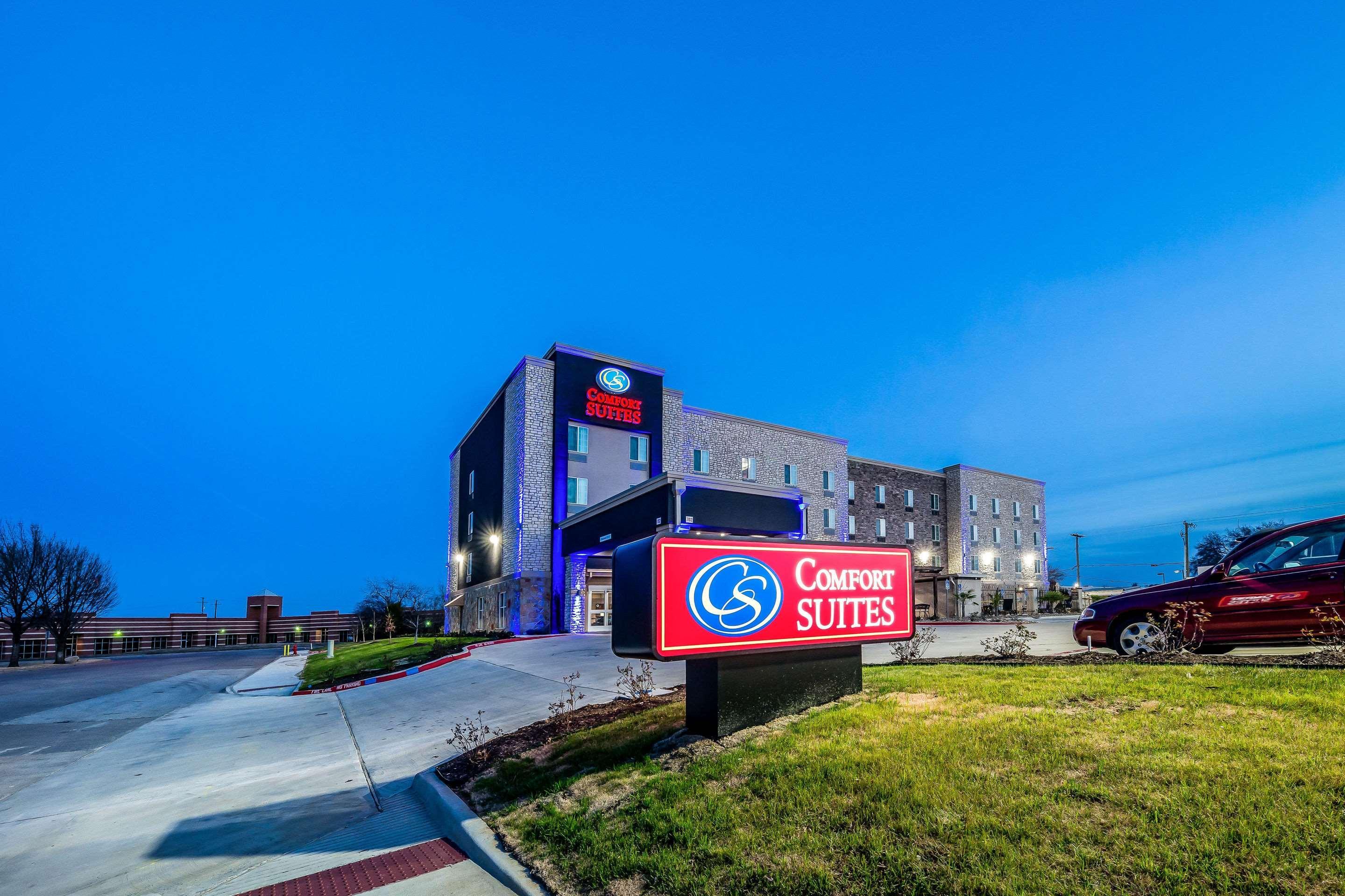 Comfort Suites Grand Prairie - Arlington North Ngoại thất bức ảnh